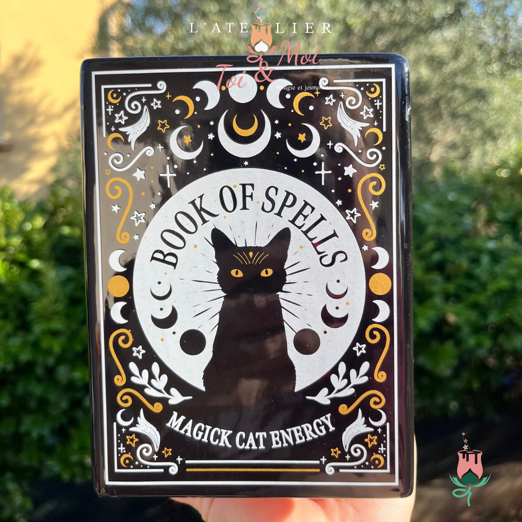 Brûle Parfum - Black Cat Book